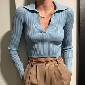 Babaton (Aritzia) Blue Knit Long Sleeve Cropped Collar Shirt - S